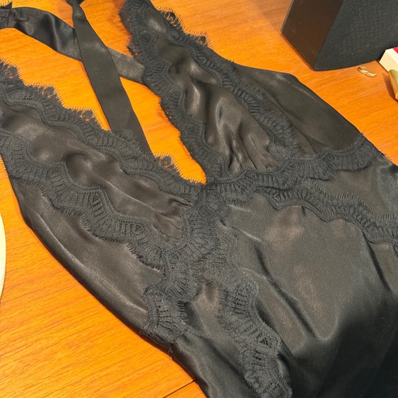 SHONA JOY CAMILLE LACE CROSS BACK DRESS (SOLD) - Picture 9 of 10